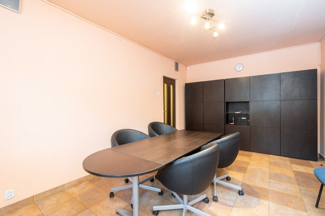 De inchiriat Bd.Lacul Tei - 2 camere birou&rezidenta