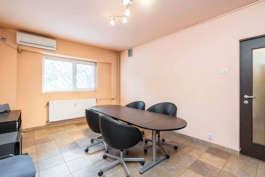 De inchiriat Bd.Lacul Tei - 2 camere birou&rezidenta