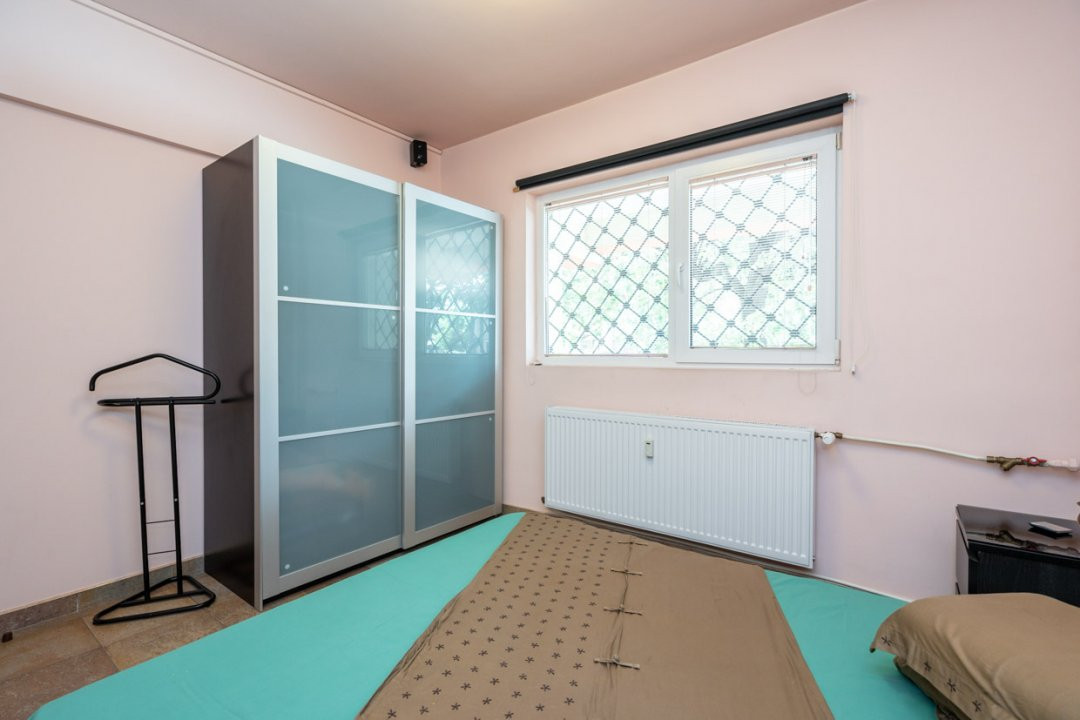 De inchiriat Bd.Lacul Tei - 2 camere birou&rezidenta