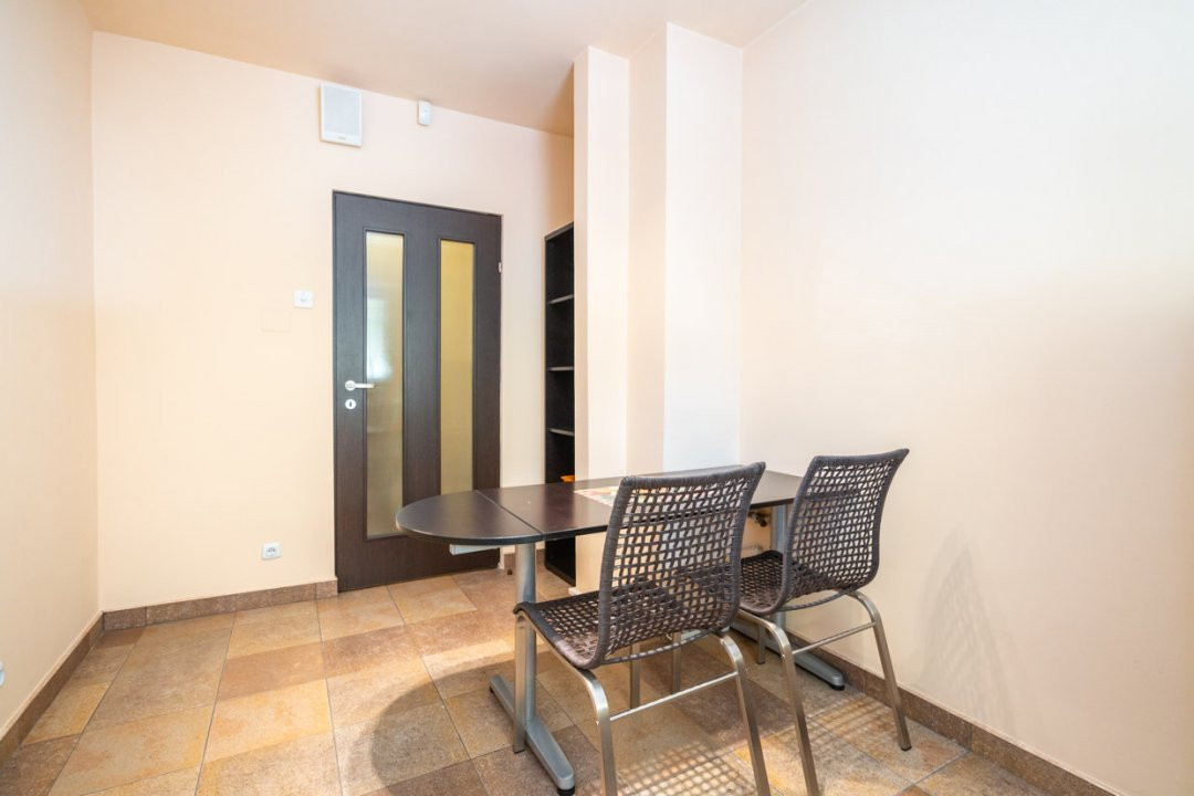 De inchiriat Bd.Lacul Tei - 2 camere birou&rezidenta