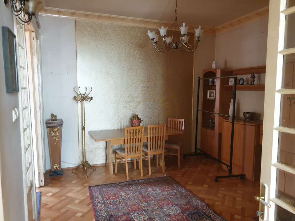 Apartament in vila  5 camere, 132mp - zona Dacia, Bucuresti 7