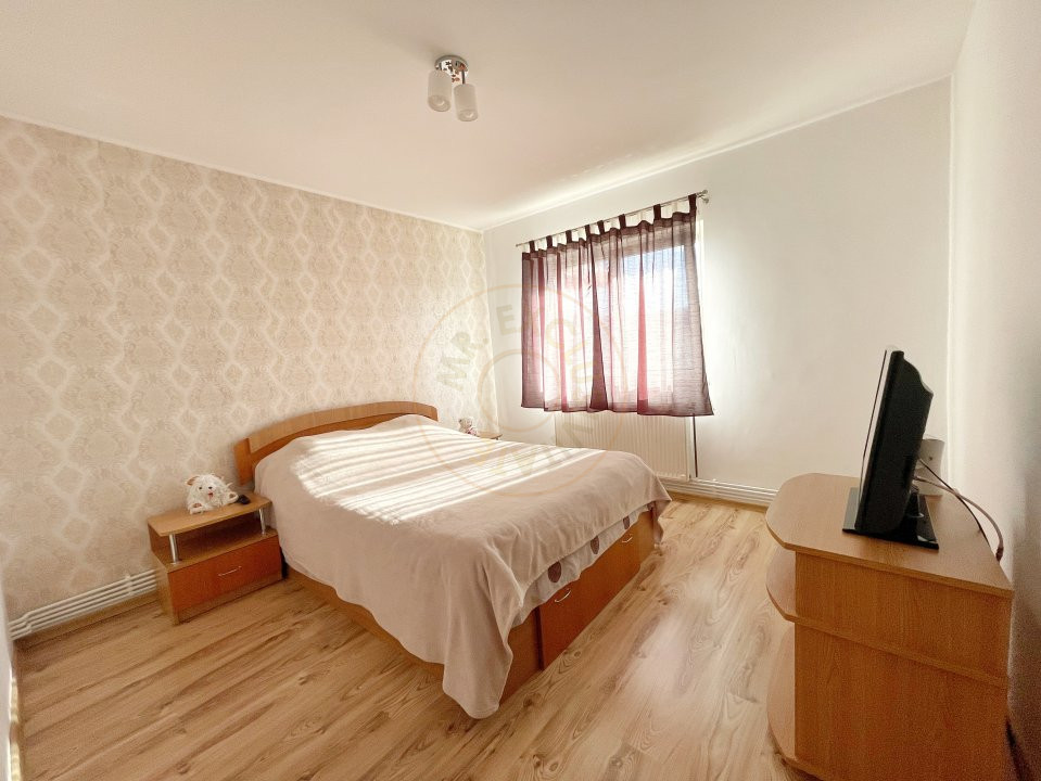 Apartament 3 camere decomandat Mioveni 5