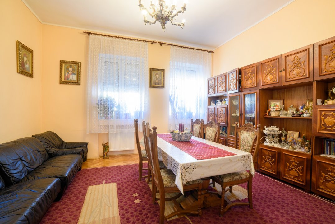 De vânzare casă Central 