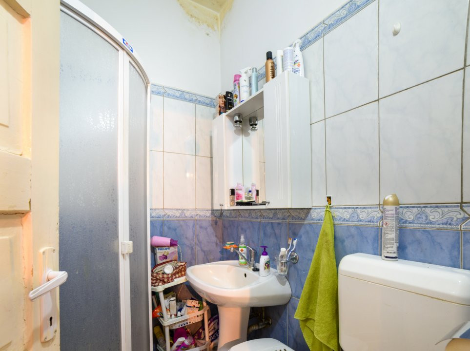 De vânzare casă Central