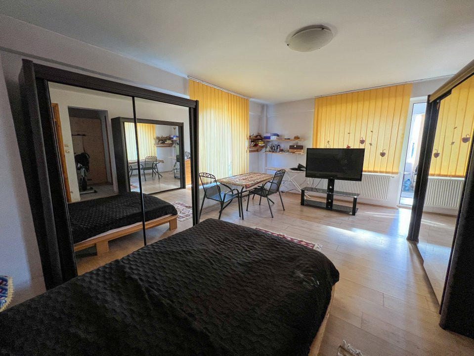 Vila 4 niveluri + piscina, zona Selgros, cartier nou - 0% Comision