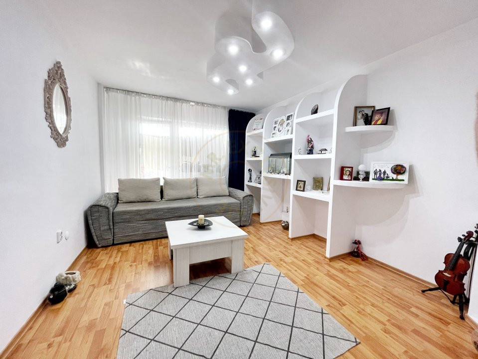 Apartament decomandat cu 3 camere mobilat + loc de parcare Banat  2