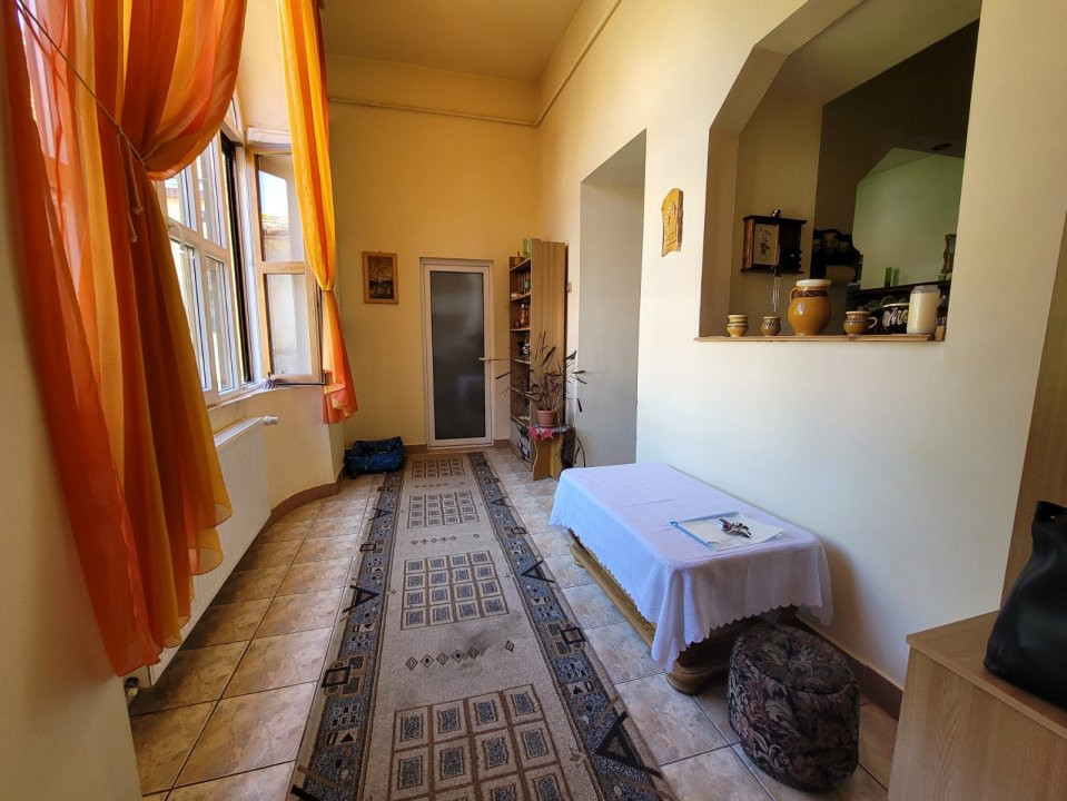 De Vânzare Apartament P-ța Libertății