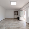 De inchiriat-Spatiu 4 camere-Comision 0% thumb 3