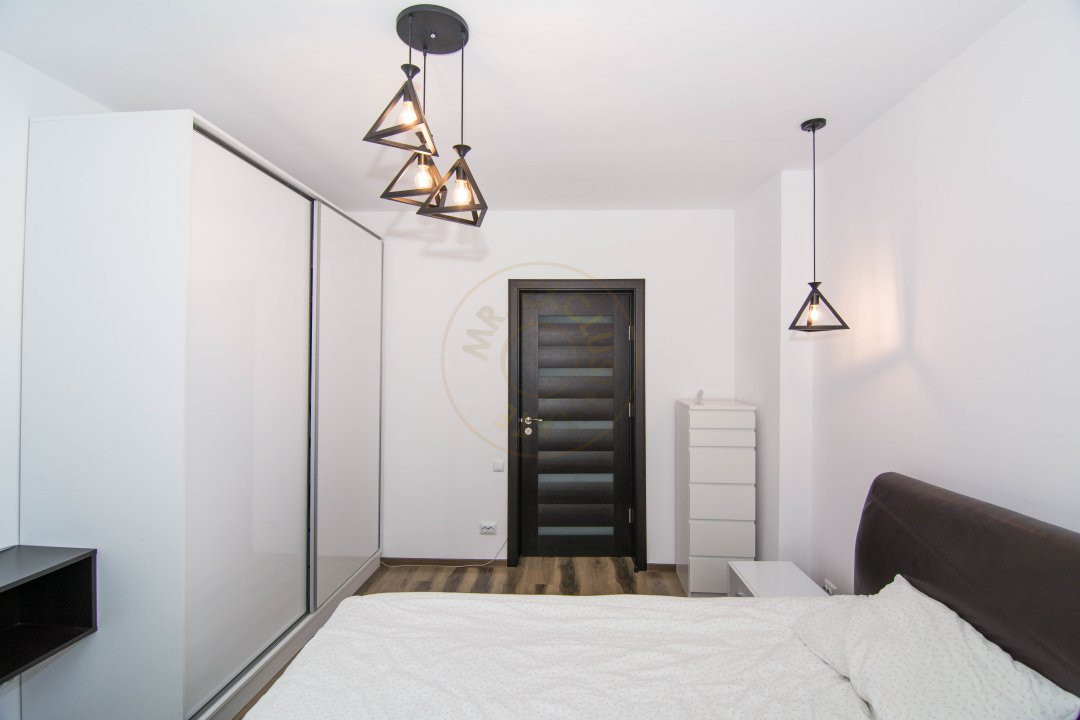 Apartament 3 camere + boxa, Stefanesti - Comision 0% 10
