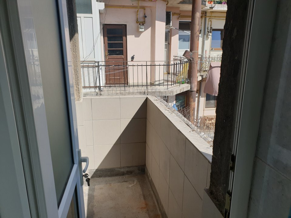 Garsoniera de inchiriat