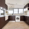 Penthouse Vitan Mall, Gusta Viata de Playboy thumb 14