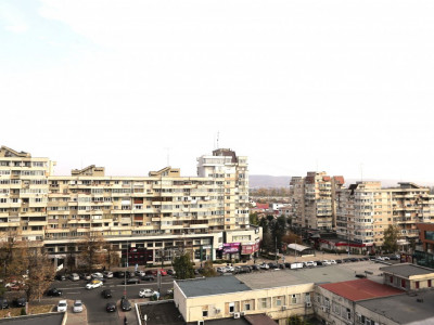 De inchiriat apartament cochet 2camere, metrou Obor