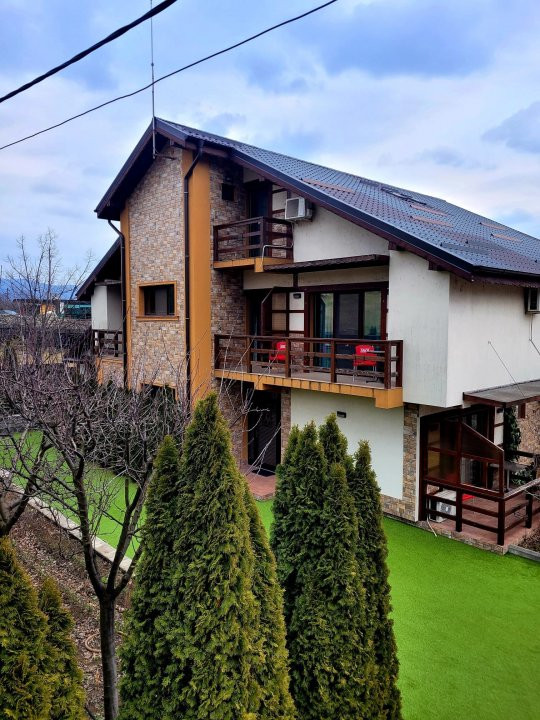 PENSIUNE MONT BLANC ESELNITA