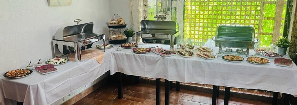 PENSIUNE MONT BLANC ESELNITA