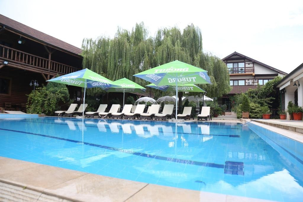 PENSIUNE MONT BLANC ESELNITA