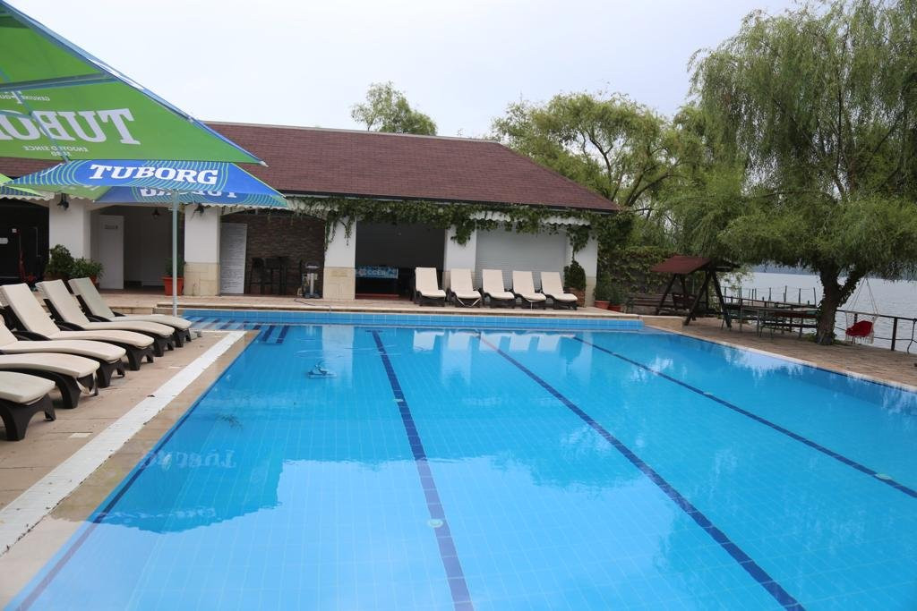 PENSIUNE MONT BLANC ESELNITA