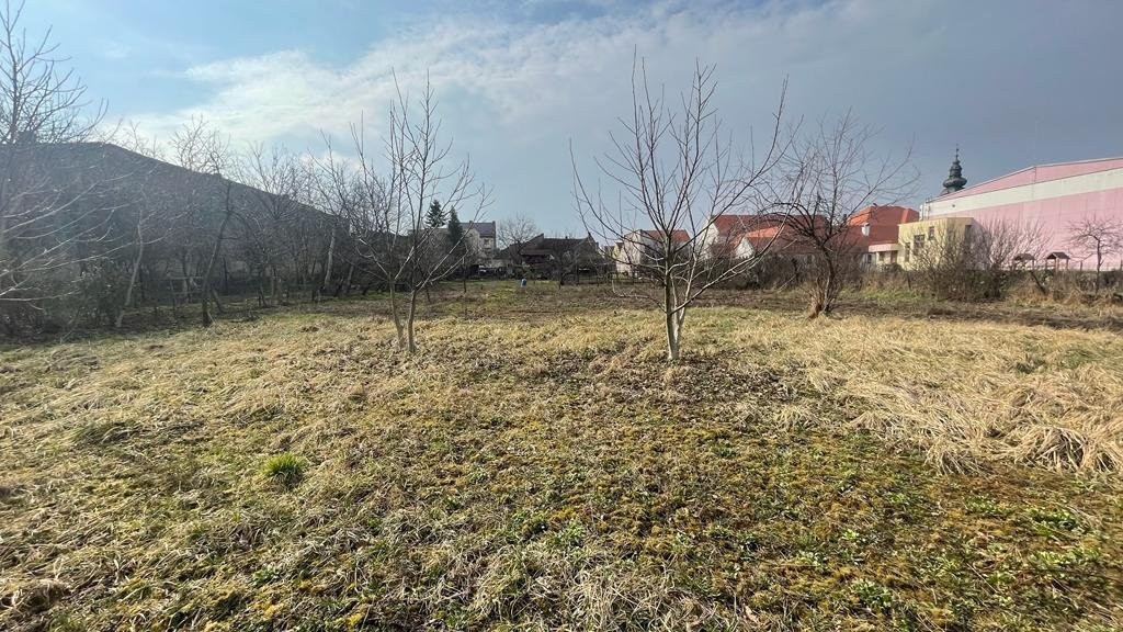 De Vânzare TEREN INVESTIȚIE/ DEZVOLTARE imobiliară