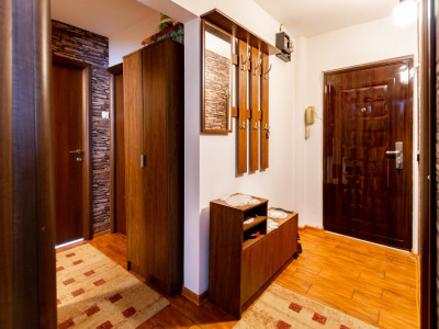 Schimb cu Garsoniera - Apartament 3 camere + diferenta - 0% comision