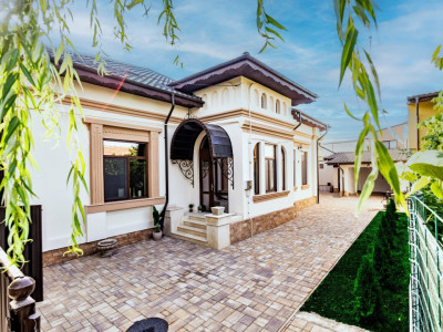 Casa recent renovata, in apropiere de parcul Puskin