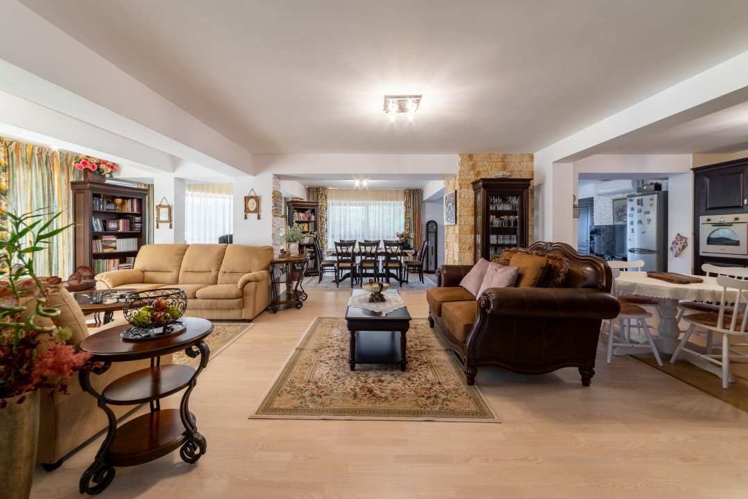 Casă exclusivistă cu vedere panoramică, piscină și grădină - Dealul Capela