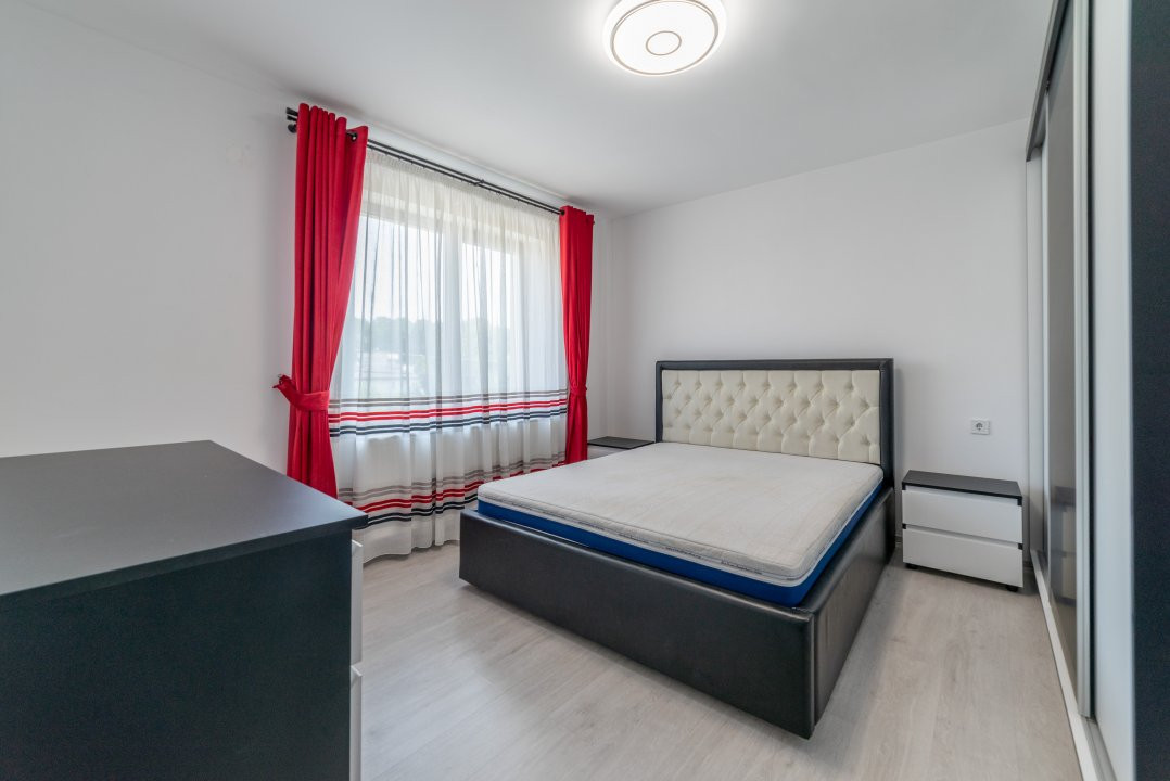 Inchiriere - Apartament 3 camere bloc nou + loc de parcare. Comision 0%