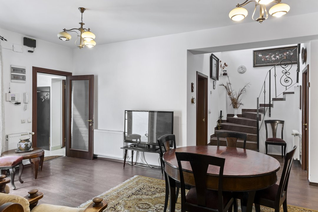 Casa deosebita Barbu Vacarescu / Floreasca
