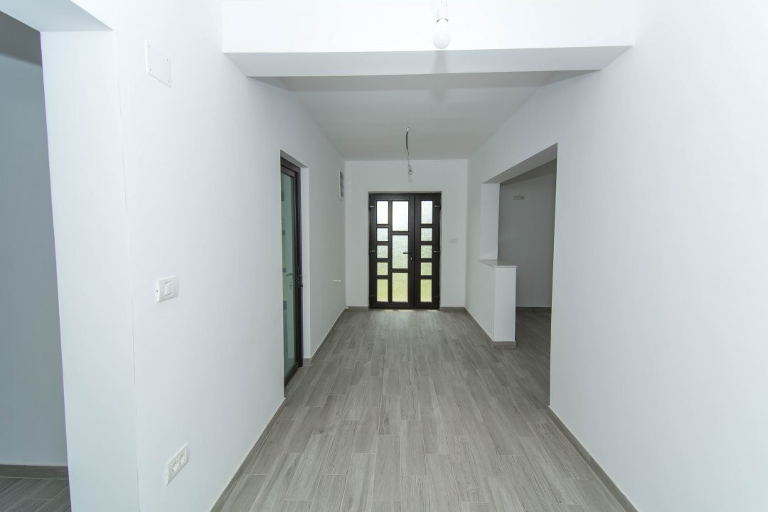 0% Comision Casa Noua Mosoaia la 9 km de Pitesti-Arges!
