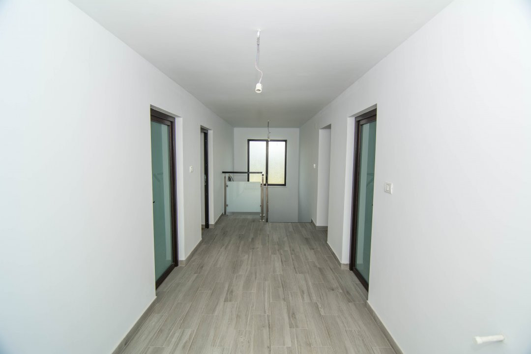 0% Comision Casa Noua Mosoaia la 9 km de Pitesti-Arges!