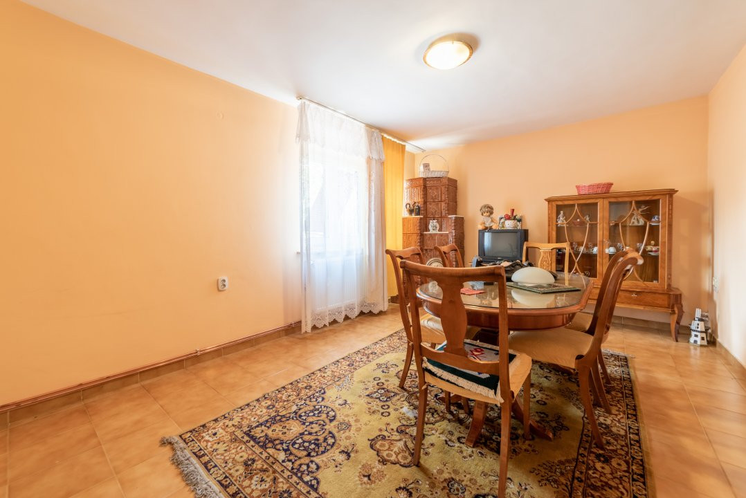Casă P+1 cu livadă și teren generos, ideal pentru familie – Bascov DN