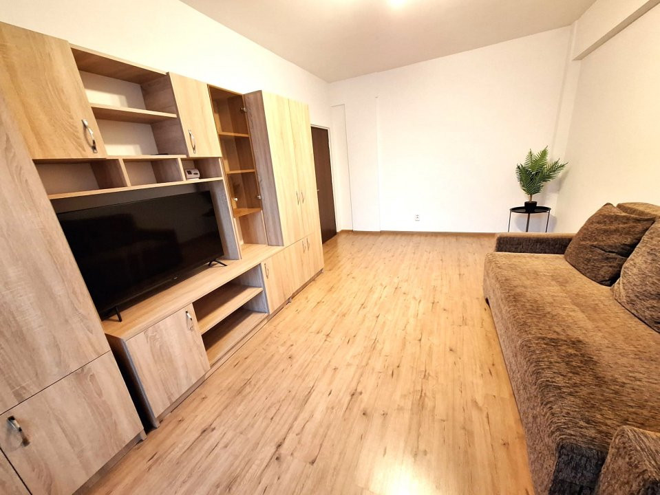 Inchiriere apartament 3 camere Popa Sapca Bloc Nou