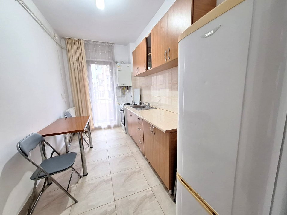 Inchiriere apartament 3 camere Popa Sapca Bloc Nou