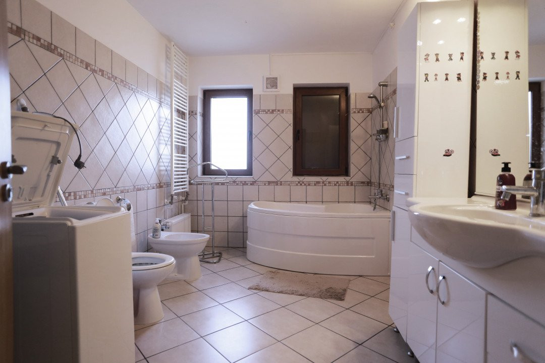 Inchiriere Casa superba Maracineni-Argeselu