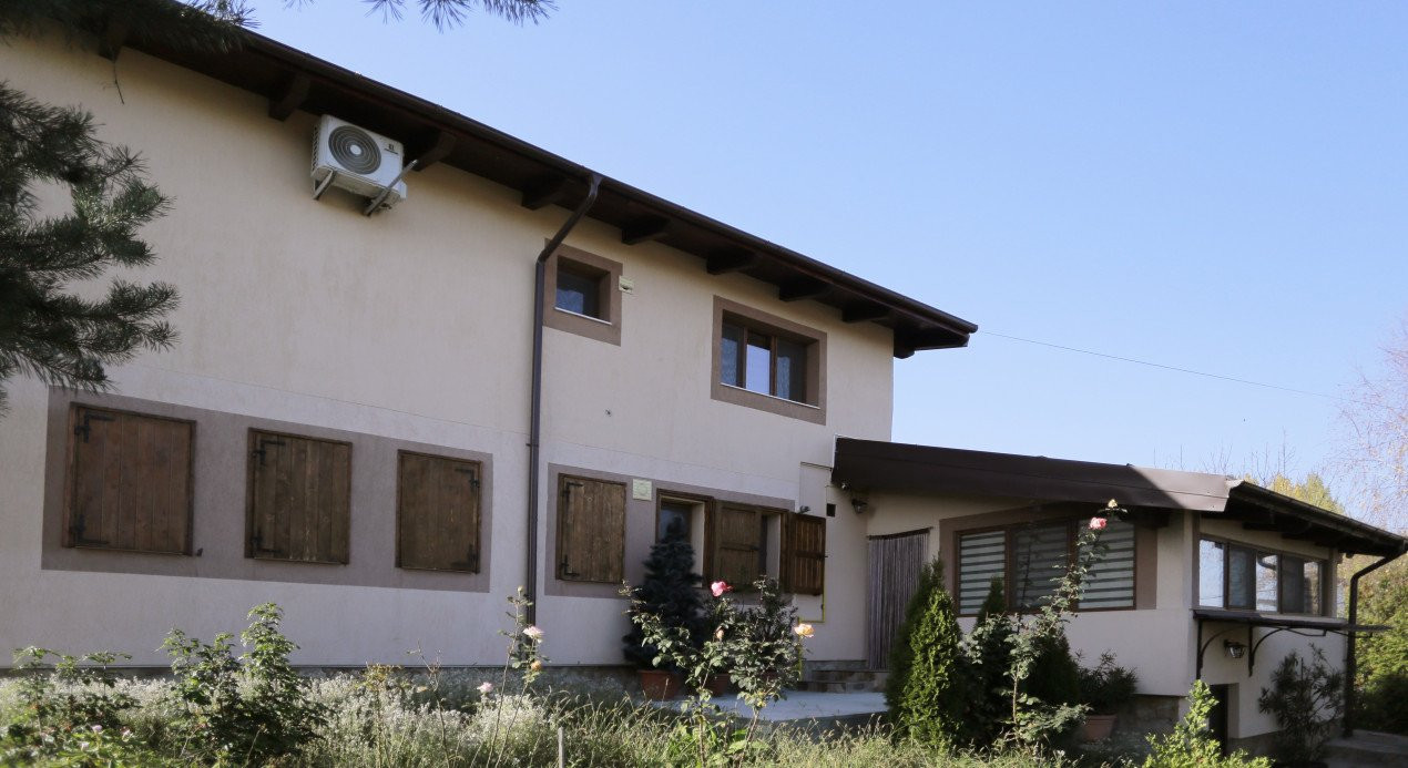 Inchiriere Casa superba Maracineni-Argeselu