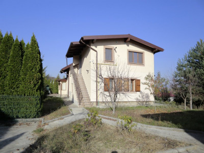 Inchiriere Casa superba Maracineni-Argeselu