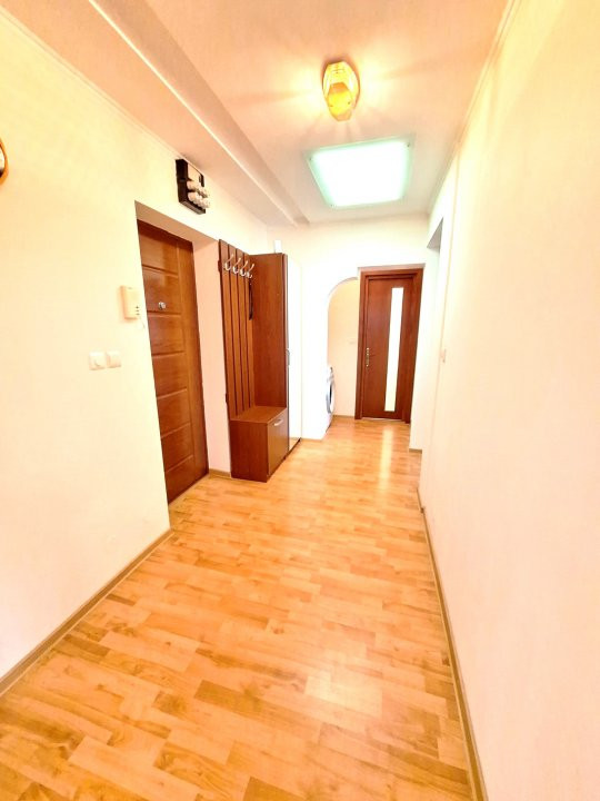 Inchiriere apartament 2 camere modern Fratii Golesti