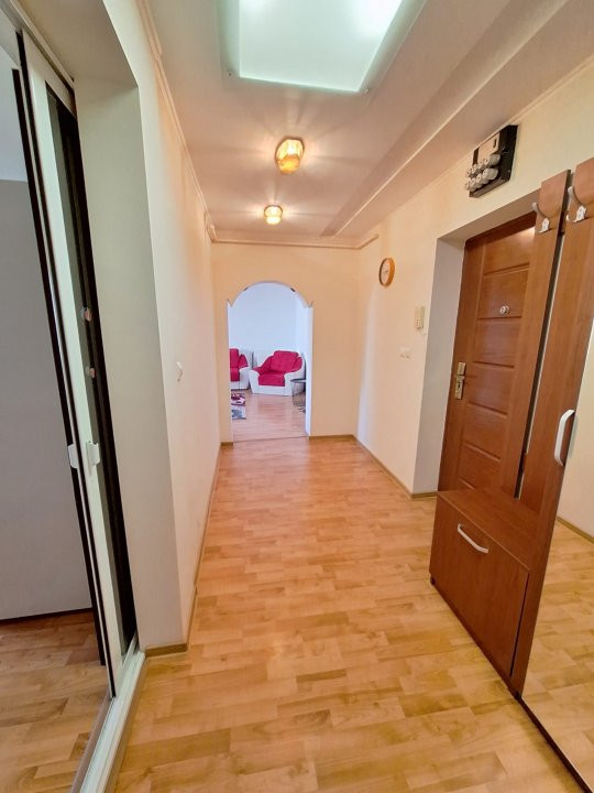 Inchiriere apartament 2 camere modern Fratii Golesti