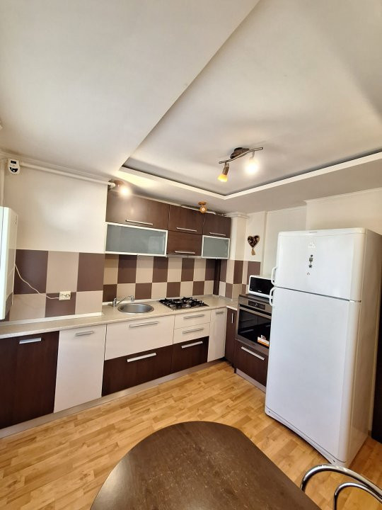 Inchiriere apartament 2 camere modern Fratii Golesti