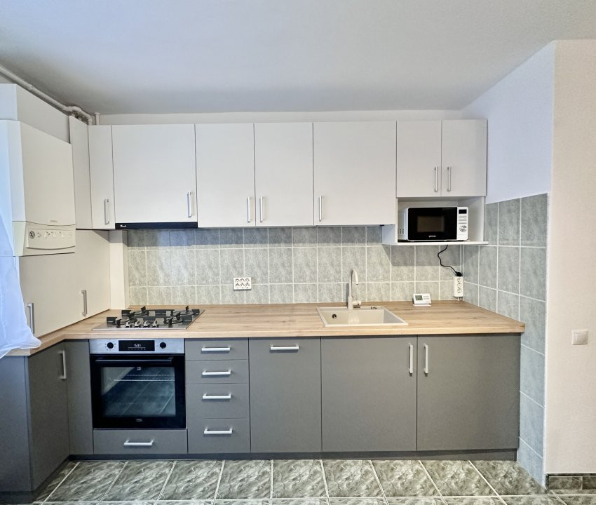 Comision 0. Inchiriere 3 camere decomandate Calea Manastur in statie