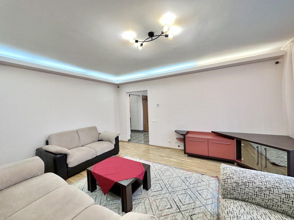 Comision 0. Inchiriere 3 camere decomandate Calea Manastur in statie
