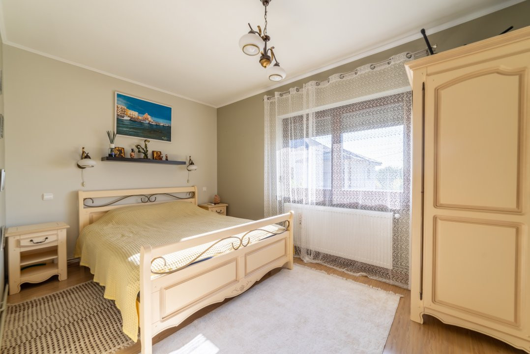 0% Comision Casa 6 camere+teren 726 mp-Calinesti-Ciocanesti-8km de Pitesti!