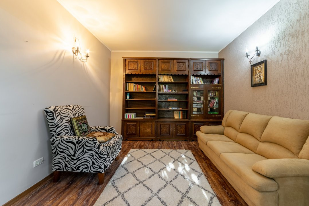 0% Comision Casa 6 camere+teren 726 mp-Calinesti-Ciocanesti-8km de Pitesti!