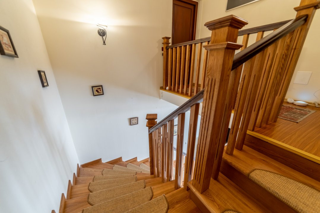 0% Comision Casa 6 camere+teren 726 mp-Calinesti-Ciocanesti-8km de Pitesti!