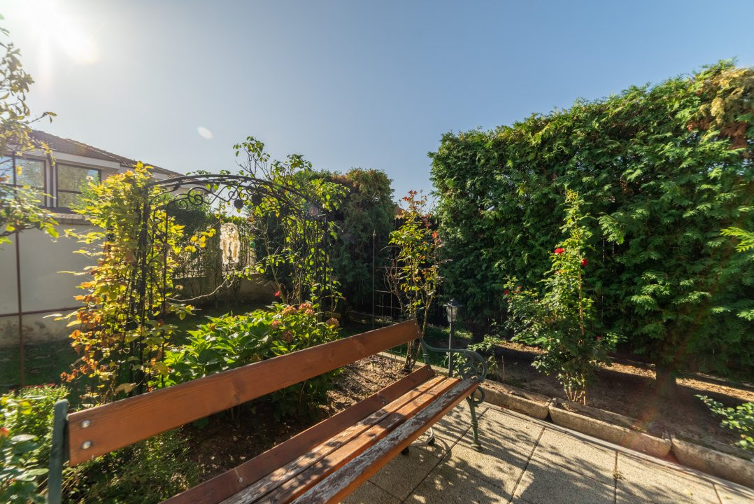 0% Comision Casa 6 camere+teren 726 mp-Calinesti-Ciocanesti-8km de Pitesti!