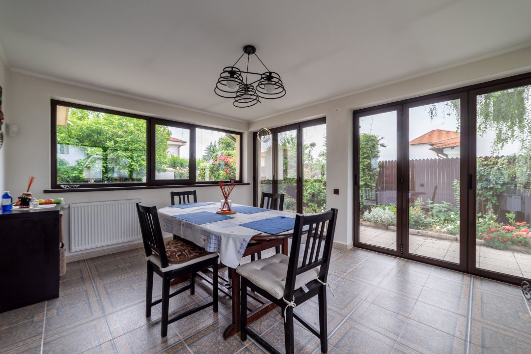 Casa 6 camere+teren 726 mp-Calinesti-Ciocanesti-8km de Pitesti!