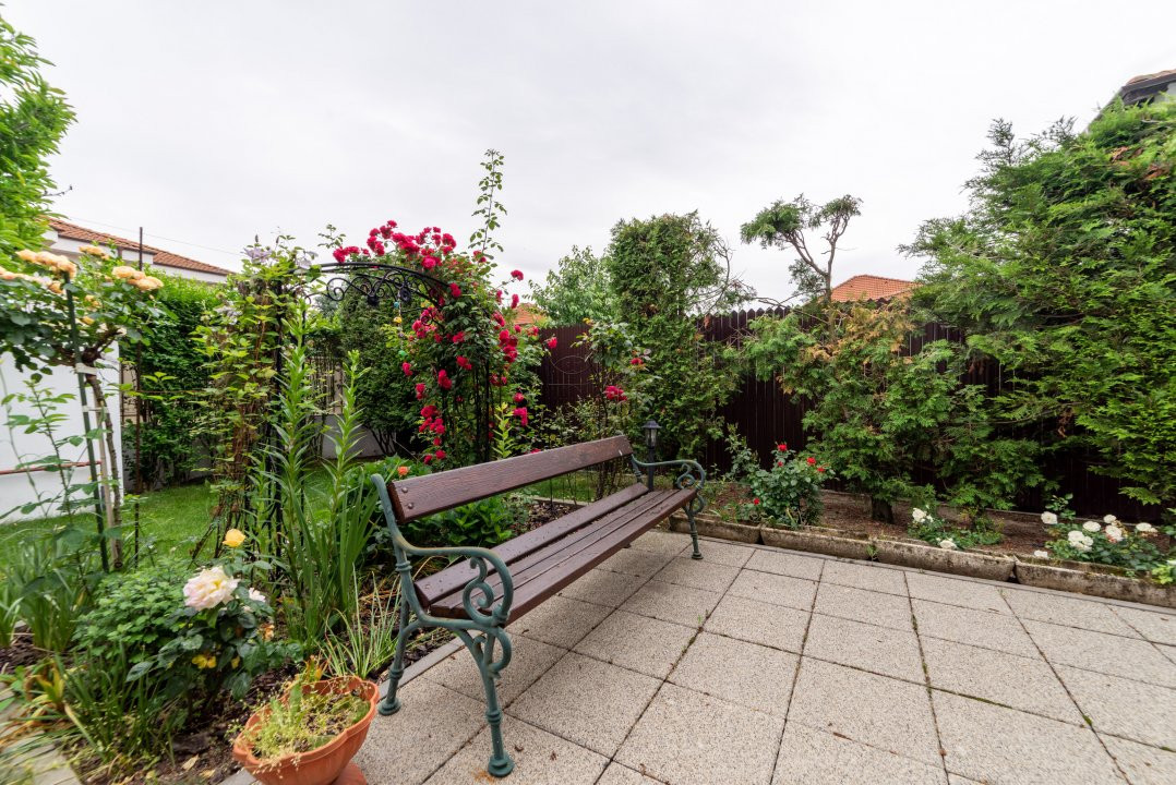 Casa 6 camere+teren 726 mp-Calinesti-Ciocanesti-8km de Pitesti!