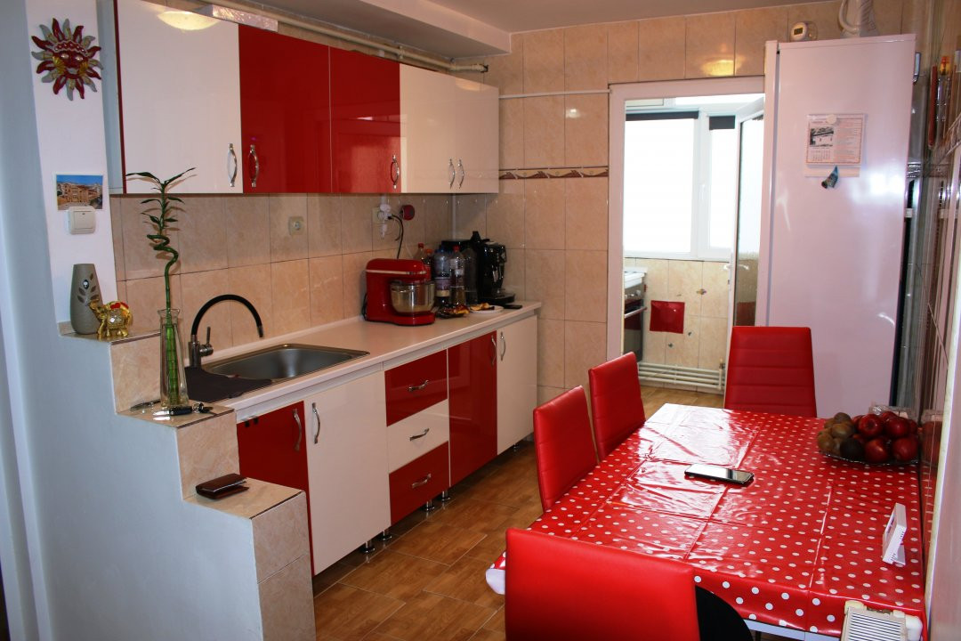 APARTAMENT DE VÂNZARE ROVINARI
