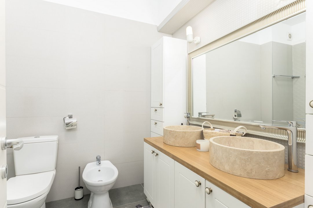 Apartament spatios in Saphir Stein 3 camere, 3 bai, 136 mp utili