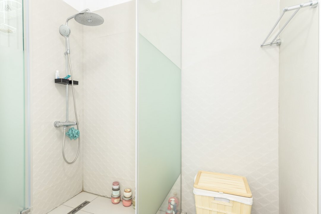 Apartament spatios in Saphir Stein 3 camere, 3 bai, 136 mp utili