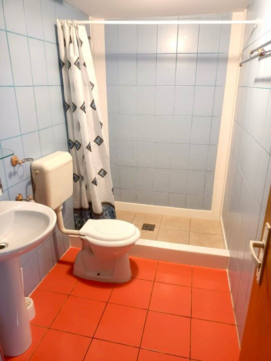 Pensiune cu 12 camere de vânzare în stațiunea Cavnic din Maramureș. Comision 0%