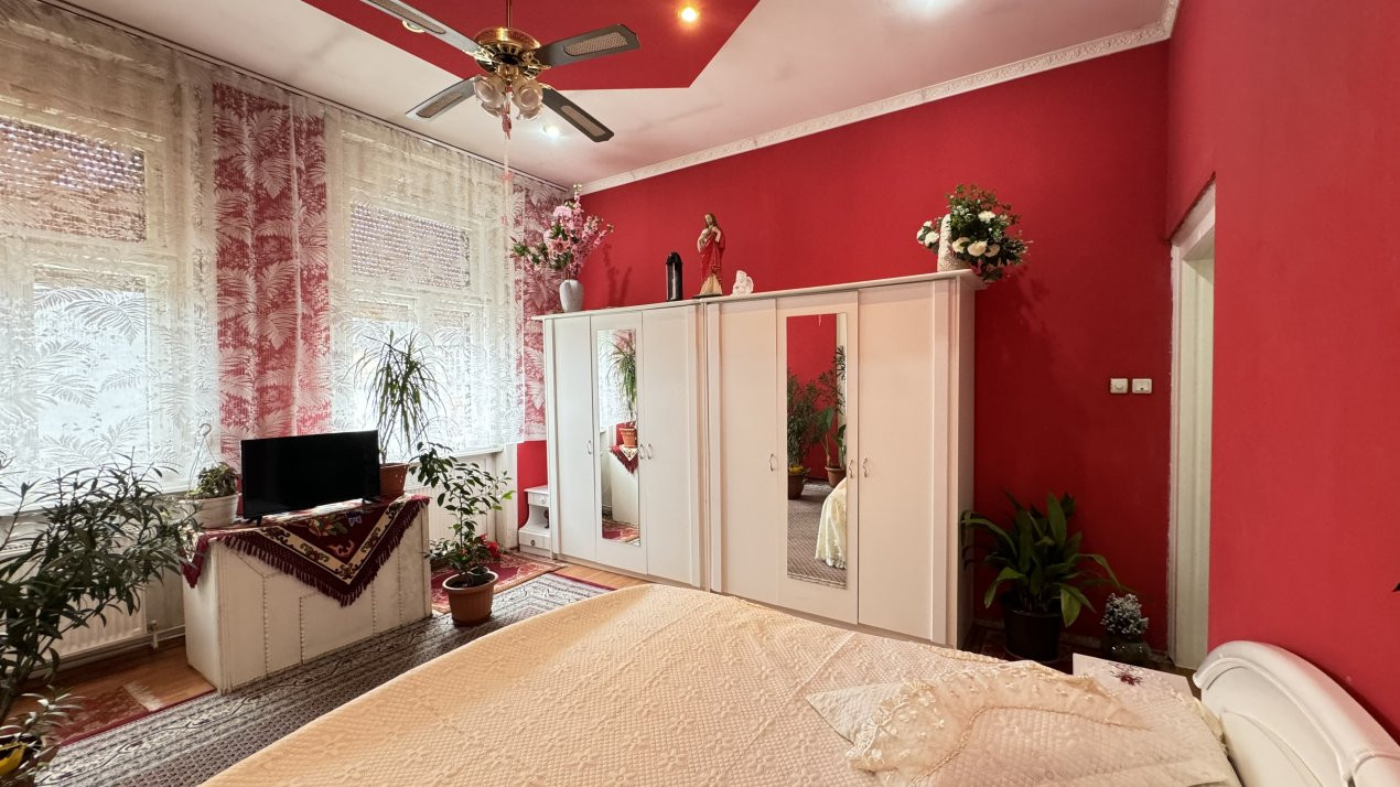 De vânzare Apartament in Casă 2 camere cu Teren 451 mp - Ecoului nr.1 - Carei